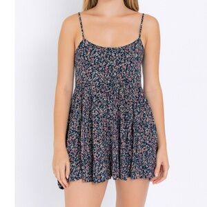 CATCHME SZ sm black paisley print flowy spaghetti strap lightweight blouse